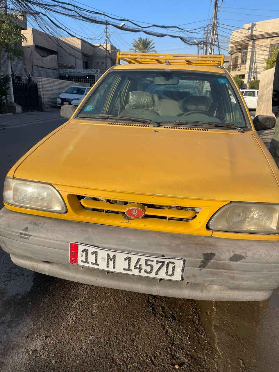 السلام عليكم للبيع سايبه 2014رقم بغداد  السياره مكفوله  مال جناي ميحتاجله شي السعر35 بيه مجال للشراي المكان بغداد للتواصل على ***********
