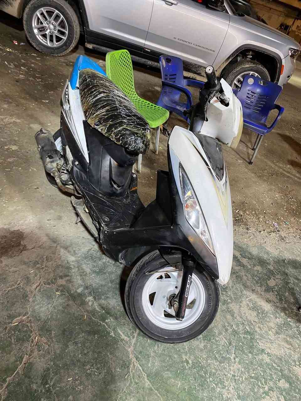 للبيع symشغاله ابيع كوم حديد 150الف مكاني زعفرانيه
***********
