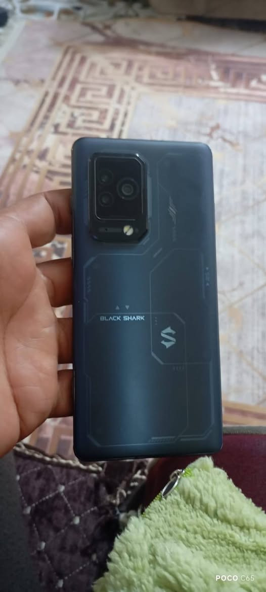 اسلام عليكم بلاك شارك 5ابرو فول نظافته شاحنه ١٢٠مكان بغداد دوره سعر٣٠٠‏‪0788 115 1540‬‏
