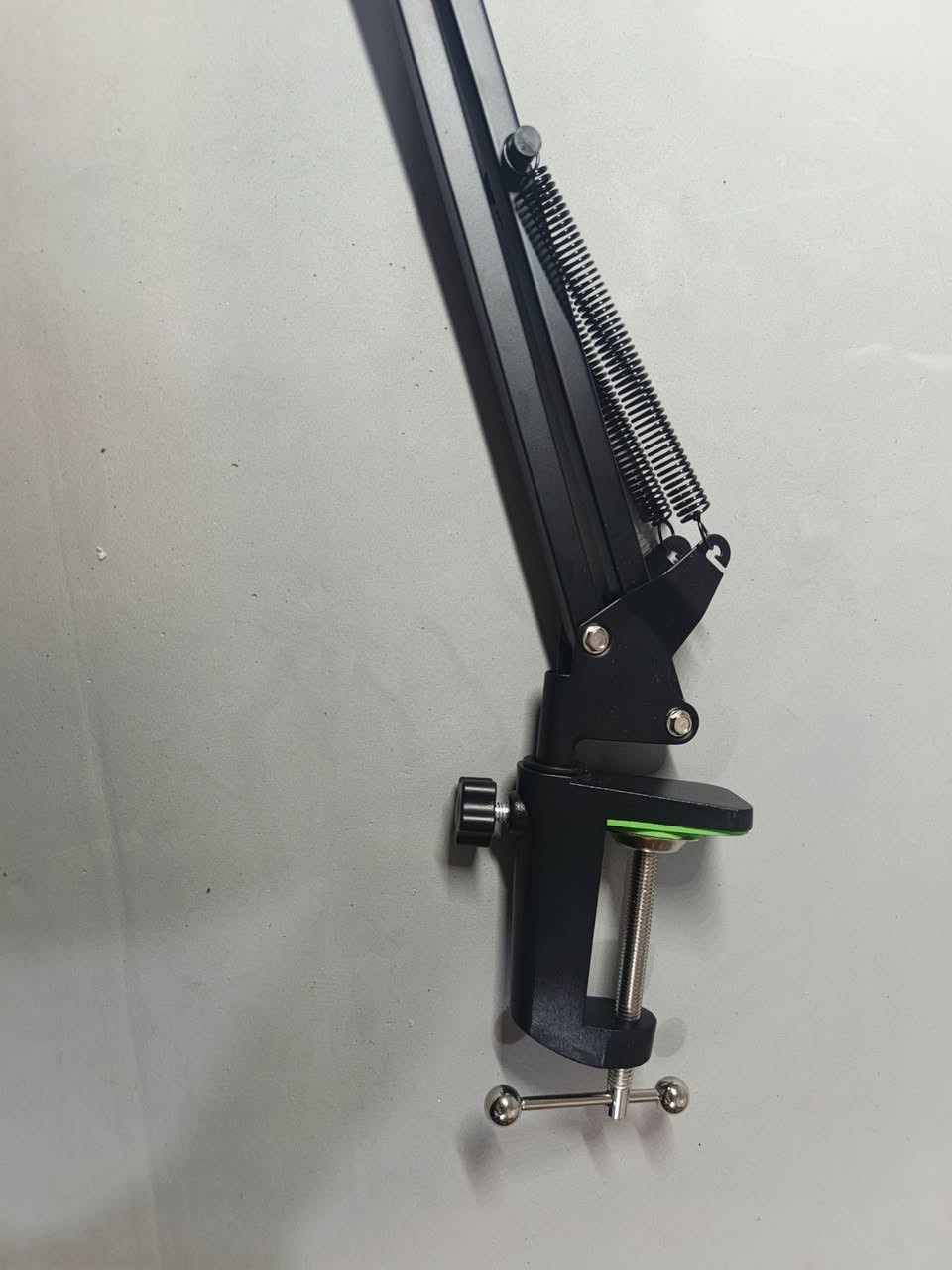 استاند مايك قيمة واخذة اصلي
***********
