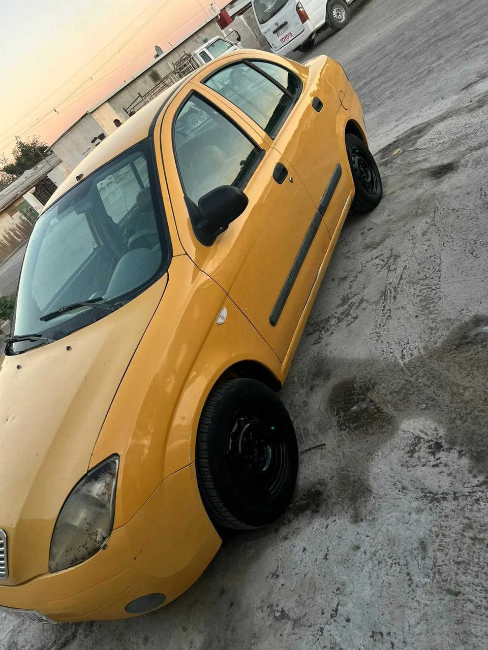 السلام وعليكم شباب طيبه موديل 2016كير مكينه تبريد مكفولات تخم تاير جديد صدر امامي خلفي جديد رقم نكليزي الجديد وسنويه جديده هيه مصفره كلهن جدد ارقام وسنويه وهيه ورقم بغداد بسمي تحويل ثاني يوم سياره كفاله عامه ما عدا البنيد بي صبغ اثر جراد فقط مكاني بغداد مرور التاجي سعر 38 وبيه مجال ورقه فقطط ***********
