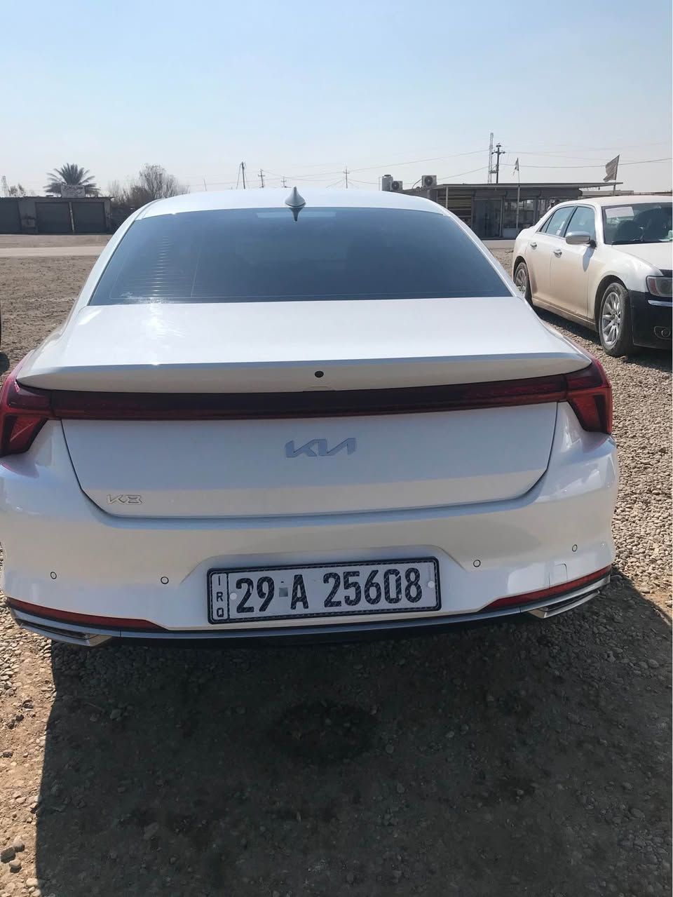 السلام عليكم:
كيا كي8 وارد كوري غاز للبيع .
السيارة كفالة عامه وشرط السونار رقمها واسط  بأسمي سعرها 218 وبيها مجال قليل.
مكان السيارة الكوت.
*********** دهل اوران, واسط
