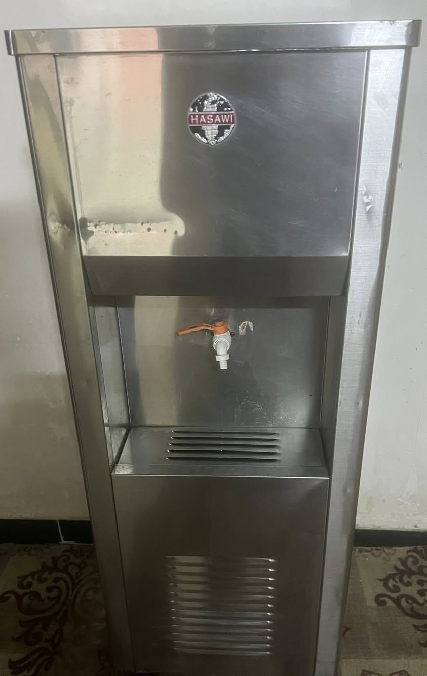 براد نوع الحساوي شرط الشغل وضمان 
مامصلح ابد الماي مالة تئسيس 
الطول متر و23
والعرض 50
سعرة 150 الف 
المكان الزبير توصيل موجود 
***********
