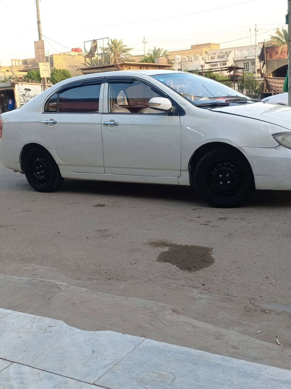 سياره ليفان 620 سياره جاهزه من كلشي تبريد كير مكينه جاهزات سياره بسمي مداور ثاني يوم ***********

الشراي يتصل
