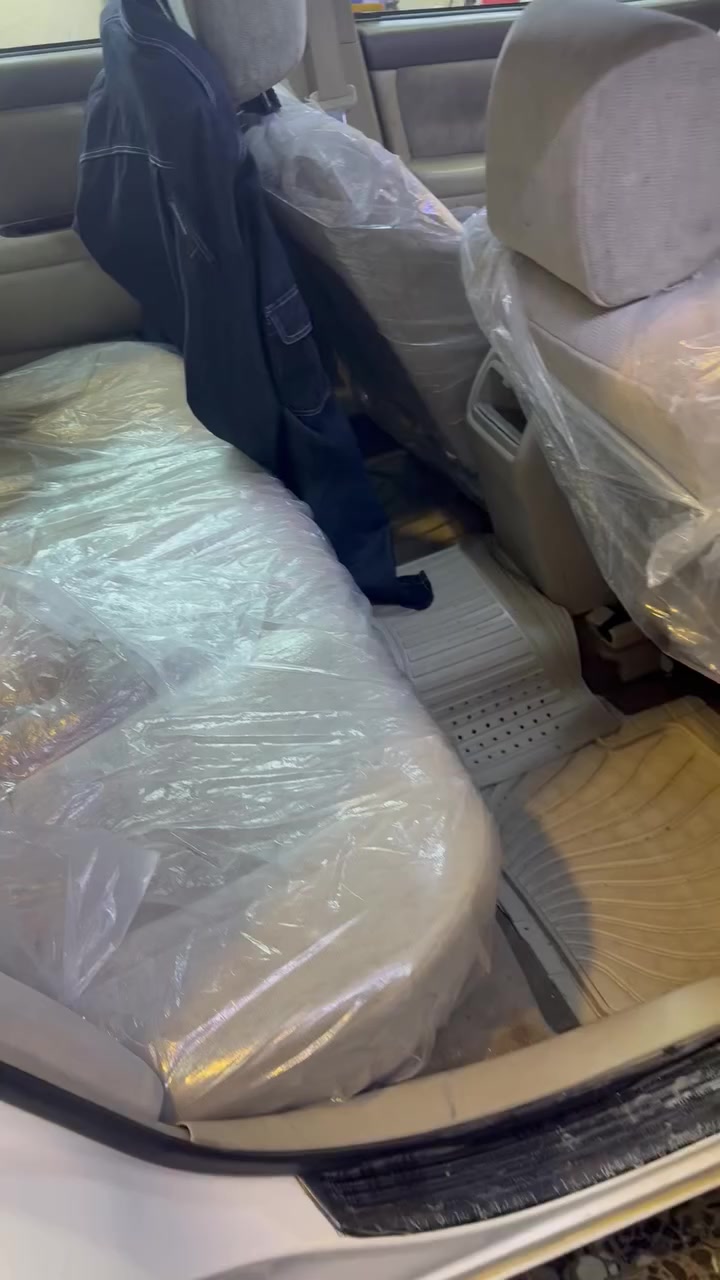 افلون موديل 2002 بيه 3قطع صبغ سياره كلش جديده 
السعر 95 اوبيه مجال *********** الشراي يتصل
