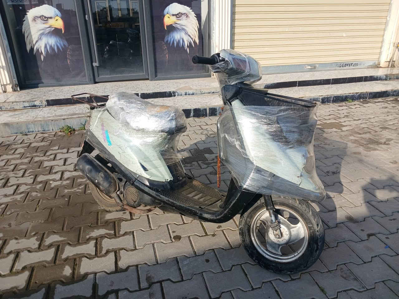 ماطور ياماها للبيع نظيف كل عيب ما بيه شرط سعر 140.     ***********
