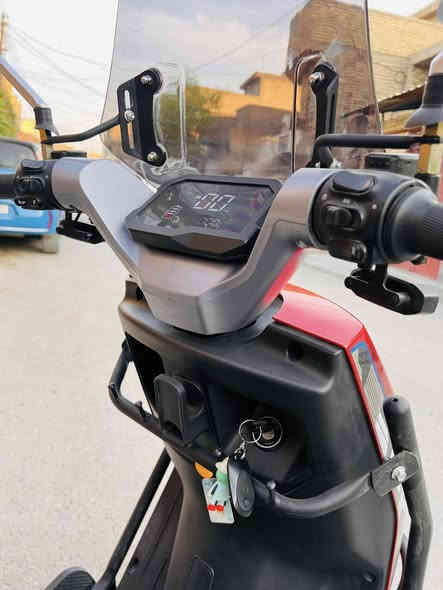 دراجه شحن للبيع موديل 25 استخدام قليل 6 بطاريات كبار فول سرعه 100 بصمات عدد 2 سويج 2 الدراجه اي نقص مابيه السعر 750 وبي مجال قليل العنوان المشتل ***********
