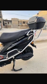 سكنس • شحن 2025 • حي اور