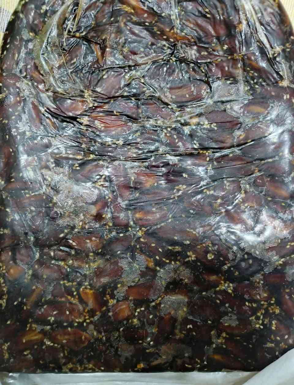 السلام عليكم
‏التمر المتوفر 
‏1.تمر اشويثي اسود 
‏2. تمر اشويثي اشكر 
‏3. تمر مكتوم 
‏4. تمر كنطار 
‏5. تمر شكر 
‏6. تمر خستاوي 
‏7. تمر ابريم 
‏8. تمر خضراوي
‏9.تمر سبع اذراع 
‏10. تمر مكتوم


**إذا كنت صاحب هذا الإعلان وتريد حذفه لأي سبب، رجاءا أرسل رسالة إلى الدعم الفني**