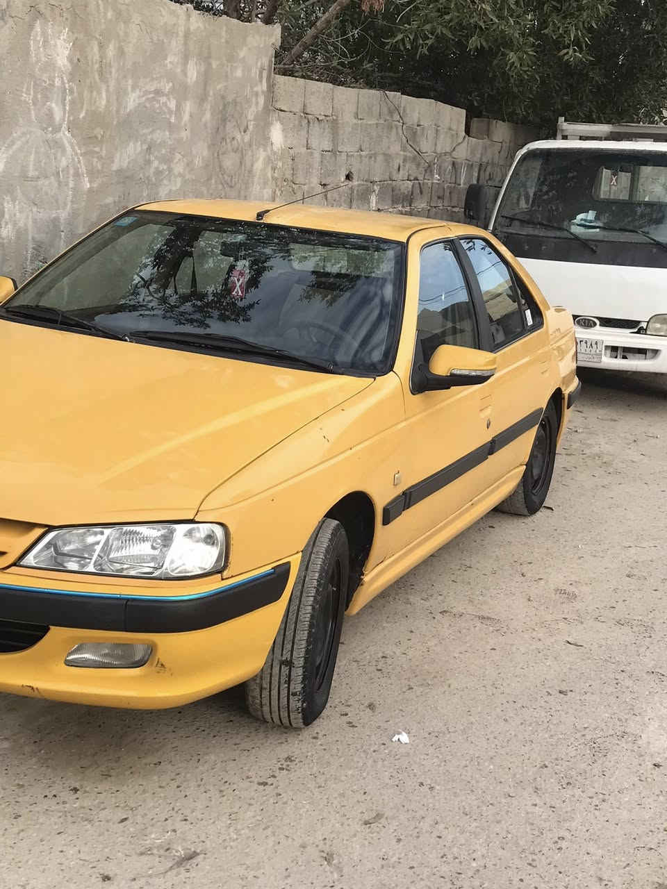 السلام عليكم بيجو بارص ٢٠١٥ رقم ذي قار نكليزي بسمي مفره هيئه وغرامات تحويل بنفس ليوم بيه بنيد مبدل مكينه بيه خيط تبخير كهربائيات كله شغاله للبيع مكاني بغداد البياع الشرطه الخامسه  السعر 35وبيه مجال حك الجيه اتصل وتدلل هاذه رقمي ***********
