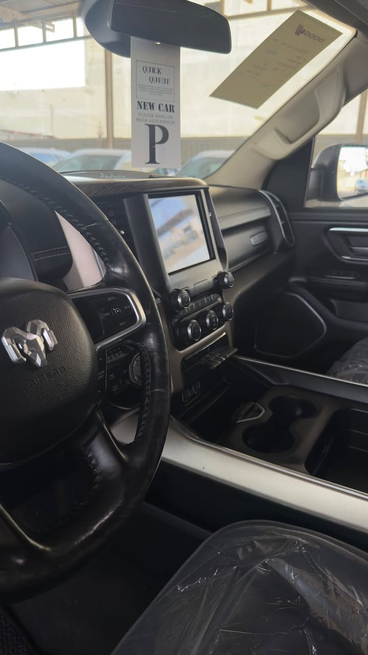 للبيع او مراوس
دوج رام فئه لارامي

موديل 2020

محرك ٥٧٠٠ 

داخل جلد 

كشنات تدفئه تبريد

شاشه وسط

مري شفط

فور ويل 4x4

ستيرن هيتر 

ماشيه90الف  كيلو متر 

سياره جاهزه من كلشي 

حادث وصور واتساب إذا  عجبتك موجود الرقم واتصل 

كلشي واضح 

السعر220و مجال بسيط 

مكاني السماوة 

***********
