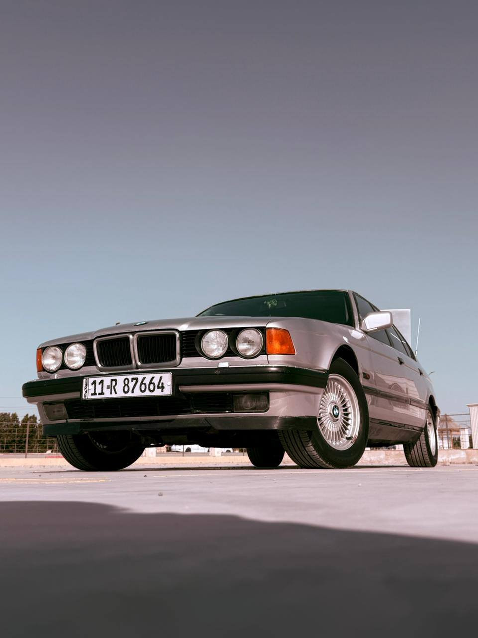 واسط الكوت كفاءات 
السلام عليكم 

BMW 730i 

8 سلندر اصل 

موديل 93 اصل 

رقم بغداد إنكليزي الجديد 

تخم تاير اويل شعاع بلاد 

فتحه شغاله 

كهربائيات كله بلاد بدون جطل 

السيارة بلاديه بدون صبغ شرط 

غرفه كهرباء بلاد 

سيارة جديده ع البلاد مملعوب بيها 

حداديه خلفي امامي جديد 

السيارة كل نقص مابيها 

مكان السيارة بالكوت 

السعر 73 وبيها مجال 

***********
