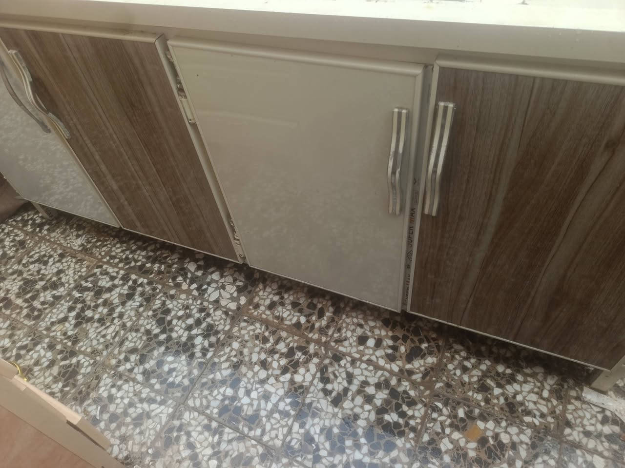 سلام عليكم كاونتر للبيع مترين سعر ١٧٠ شرط النظافه مستخدم قليل


**إذا كنت صاحب هذا الإعلان وتريد حذفه لأي سبب، رجاءا أرسل رسالة إلى الدعم الفني**