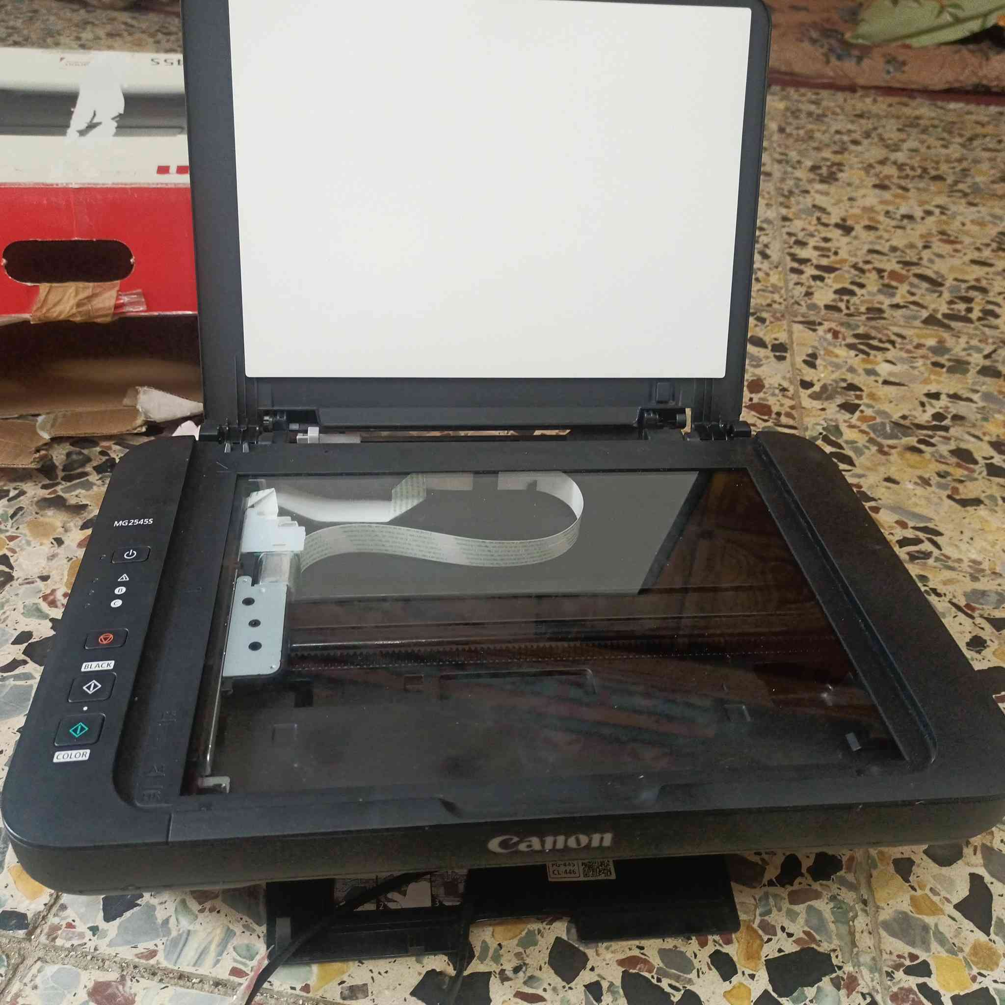 كانون مامستخدمه خلاص. متروكه بل مكتبه. حالياا تطبع عادي  عوزها كاترجر ماعرف سسمه. مال الوان سعر 35 وبيها توصيل. مكلف بلنشر .
عنوان بغداد


**إذا كنت صاحب هذا الإعلان وتريد حذفه لأي سبب، رجاءا أرسل رسالة إلى الدعم الفني**