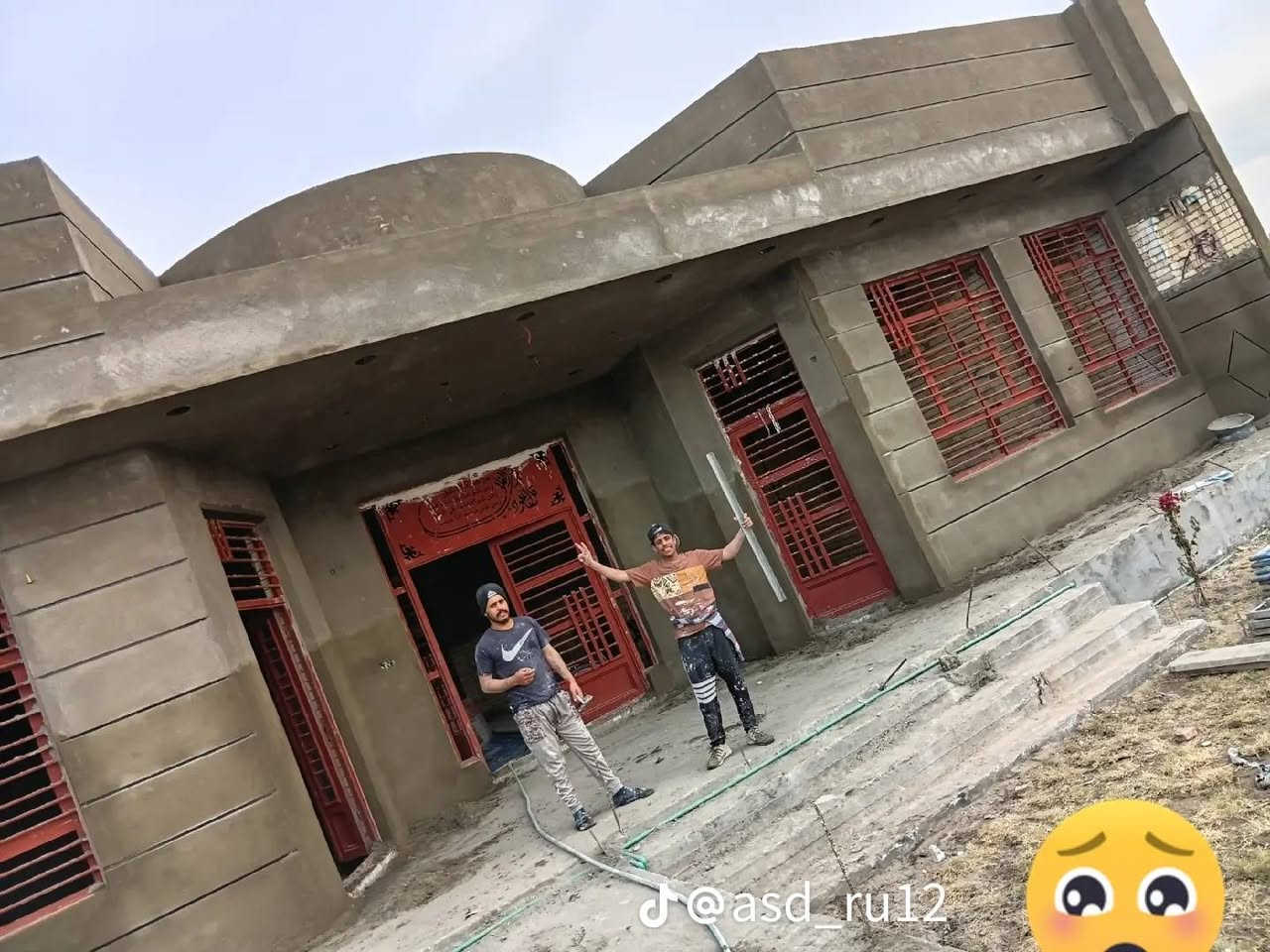 سلام عليكم ابو وسام السعيدي خلفه  بورك اسمنت جص شغل درجه أولى لتواصل واتساب: ***********
