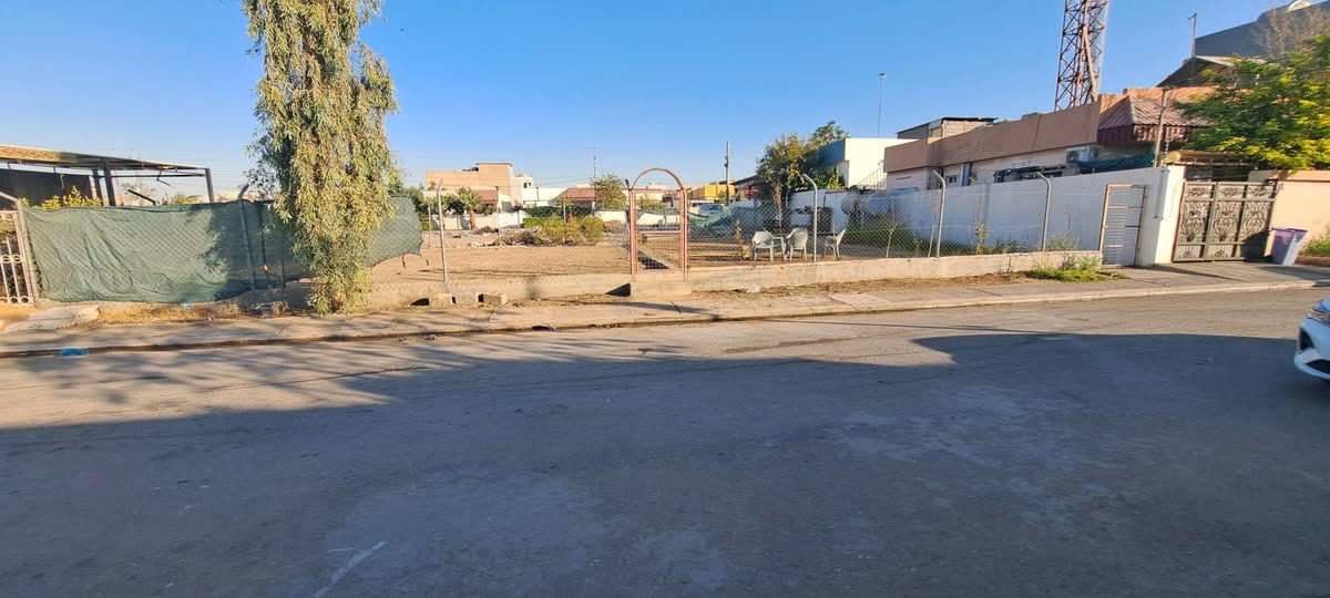 خانوفڕۆشتن بیت اللبیع فی اربیل ئایندە2/واحدطابق مقابل حدیقە  مساحە216مترعرف نوم2/صحیات صاله مطبخ آستقبال حدیقه گراج 7دفاترو35ورقە بی مجال باقی اقسط 25ملیون 600هه زار ***********واتساپ *********** أربيل, العراق
