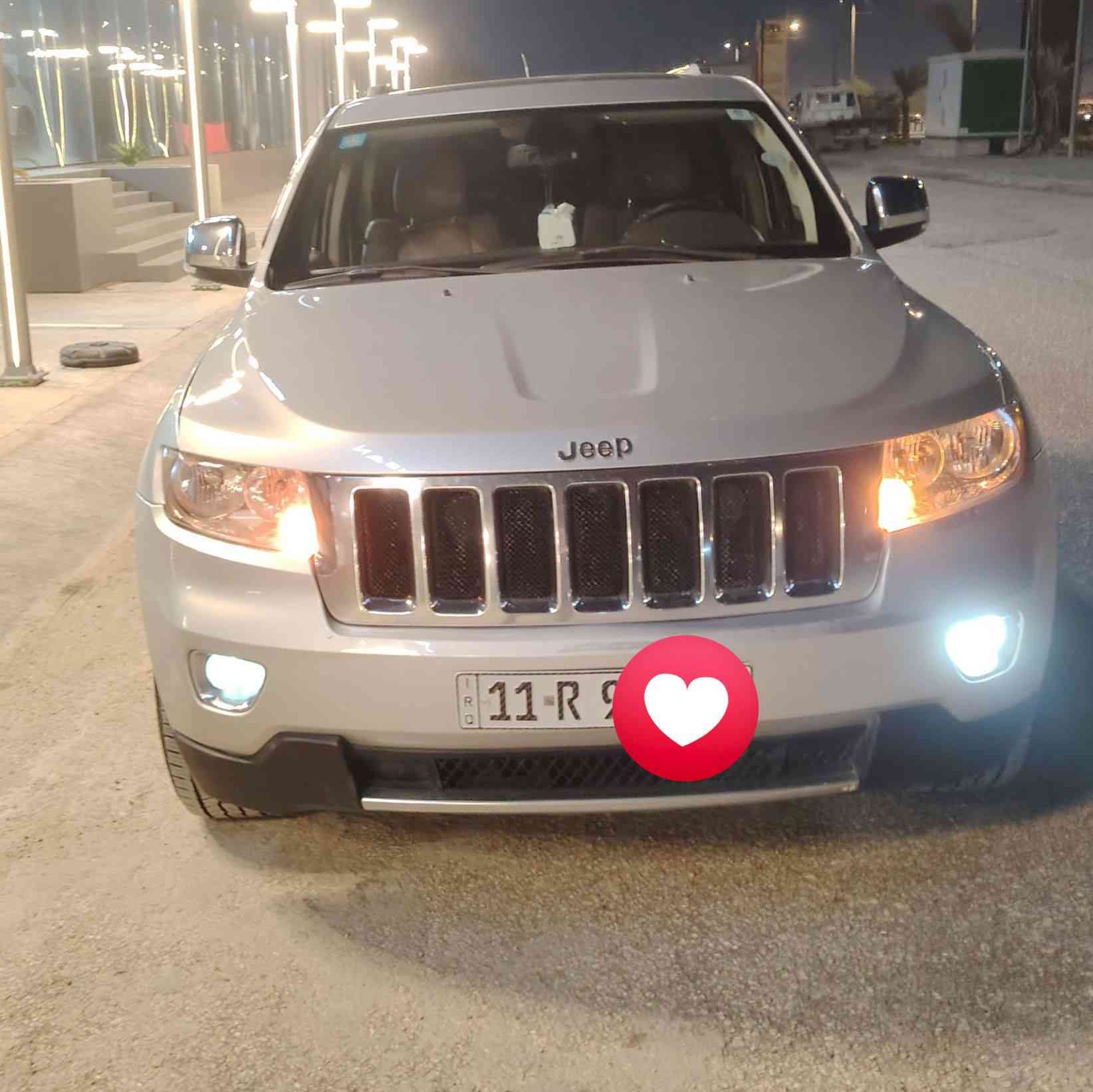 سلام عليكم
للبيع
جيب شيروكي مديل 2011 امريكي
بيهة ثلاث قطع بدون دواخل كفالة كير محرك حداديه وتبريد عل شرط رقم بغداد نكليزي مداور ثاني يوم 
فول مواصفات بنرامه حساسات مري شفط عل شرط
السعر بـ 158 بيهة مجال  مكان نجف كوفه الاتصال ***********
