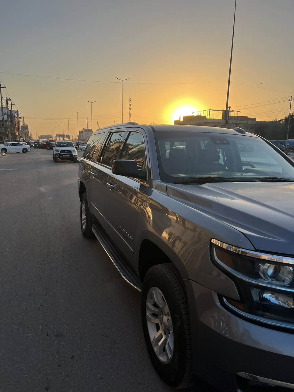 سلام عليكم تاهو 2018 للبيع وراد كندي فول مواصفات حادث فقط جاملغ الامامي سياره جديده رقم اجره  سعر 300
رقم الهاتف ***********
