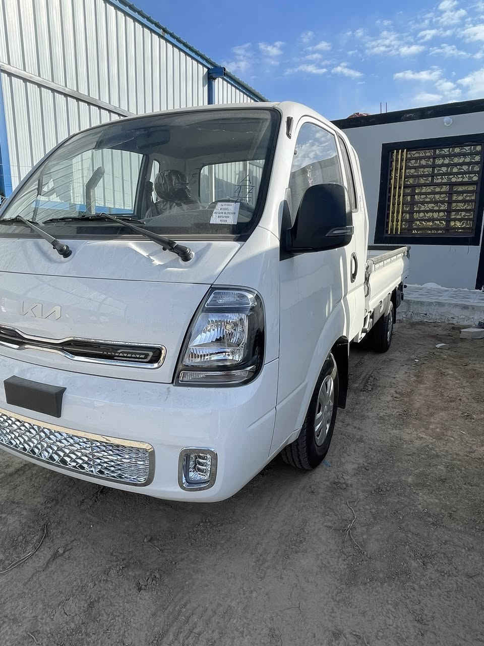 كيا حمل 2026 فول مواصفات صفر زيرو مرقم اي محافضه دخول جديد 2700 السعر مع الرقم 177$ وبيه مجال بابل الشوملي***********
