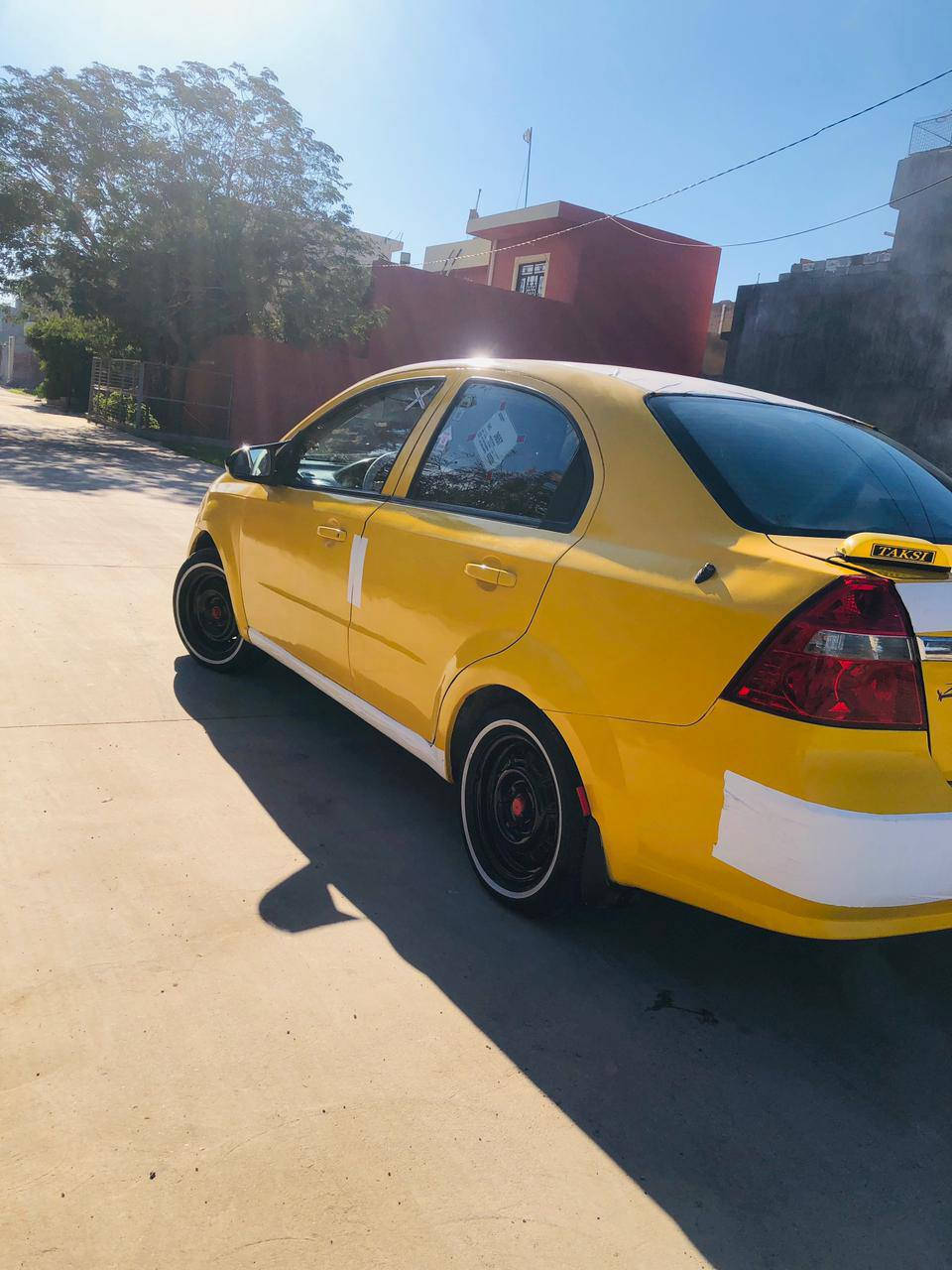 سياره افيو موديل 2007 رقم دياله سياره بسمي سنويه لل2030 جديد تخم تاير جديد شاشه أيباد كهربايات كله شغال سياره تعمير جديد جاهز سياره بي ضربه بجم بس لازم البدنه مواصلة شاصي  سياره امريكي كير محرك خليجي حجم المحرك 1600 سعر 43 بي مجال الطيبين رقم *********** مكان السياره خانقين
