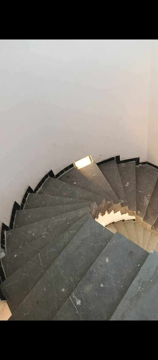 عمي تره حنه الختتصاص عن اب وجد مو جبين كمشم جمجات بارحه وكولون احنه خلفات بيش ما جان يكلك يشتغل  هي فره شبه تسعين تحده ذوله خلفات اذا يشتغلونه مخلون كصات حنه نفصله وشتغله هاذه الوح حنه مفصلينه  حاب شتغل يجي ولاكول سعرك قالي مو حسن من رخيص وجي شهرين وشلع *********** بي وتساب 
‏‪***********‬‏
