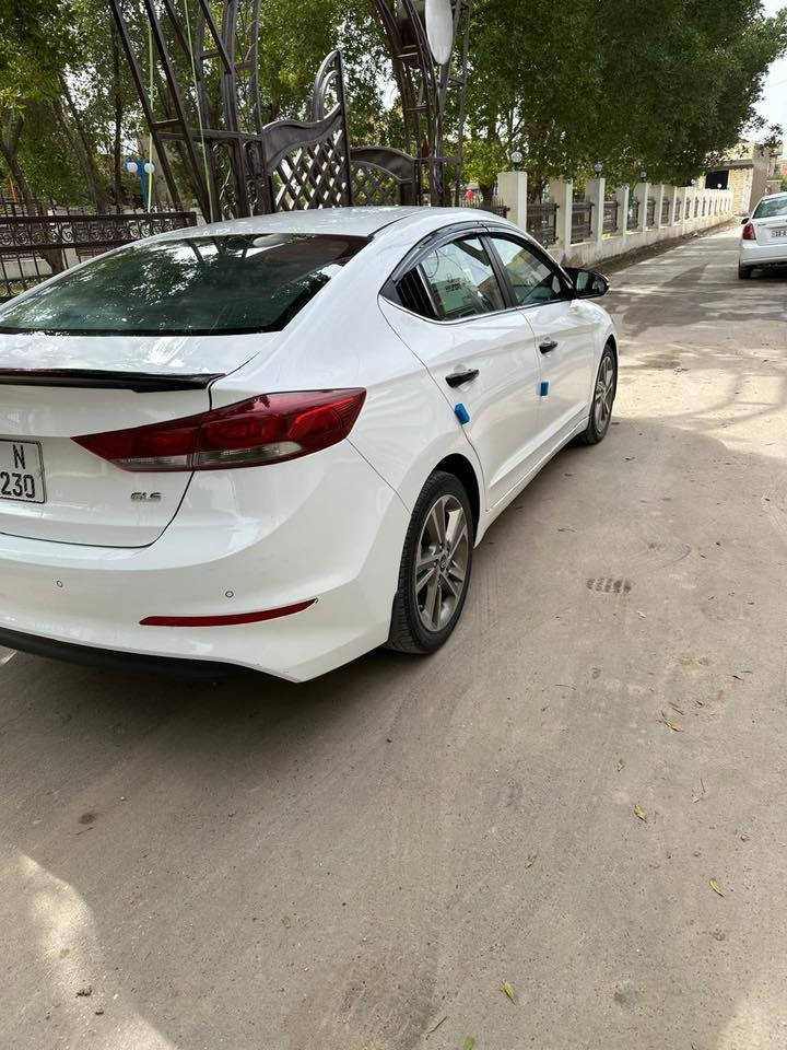 السلام عليكم
النتر وارد ايرني
موديل 2017
فول موصفات لمتدد 
كشنات جلد تدفه تبريد
سياره بيه فقط الدوسه صبغ فقط
سياره. ماتصرف عليه ربع
صدر امامي خلفي كامل
ماشيه133 الف
رقم بغداد تحويل ثاني يوم
السعر اتصل ع رقم 
***********
