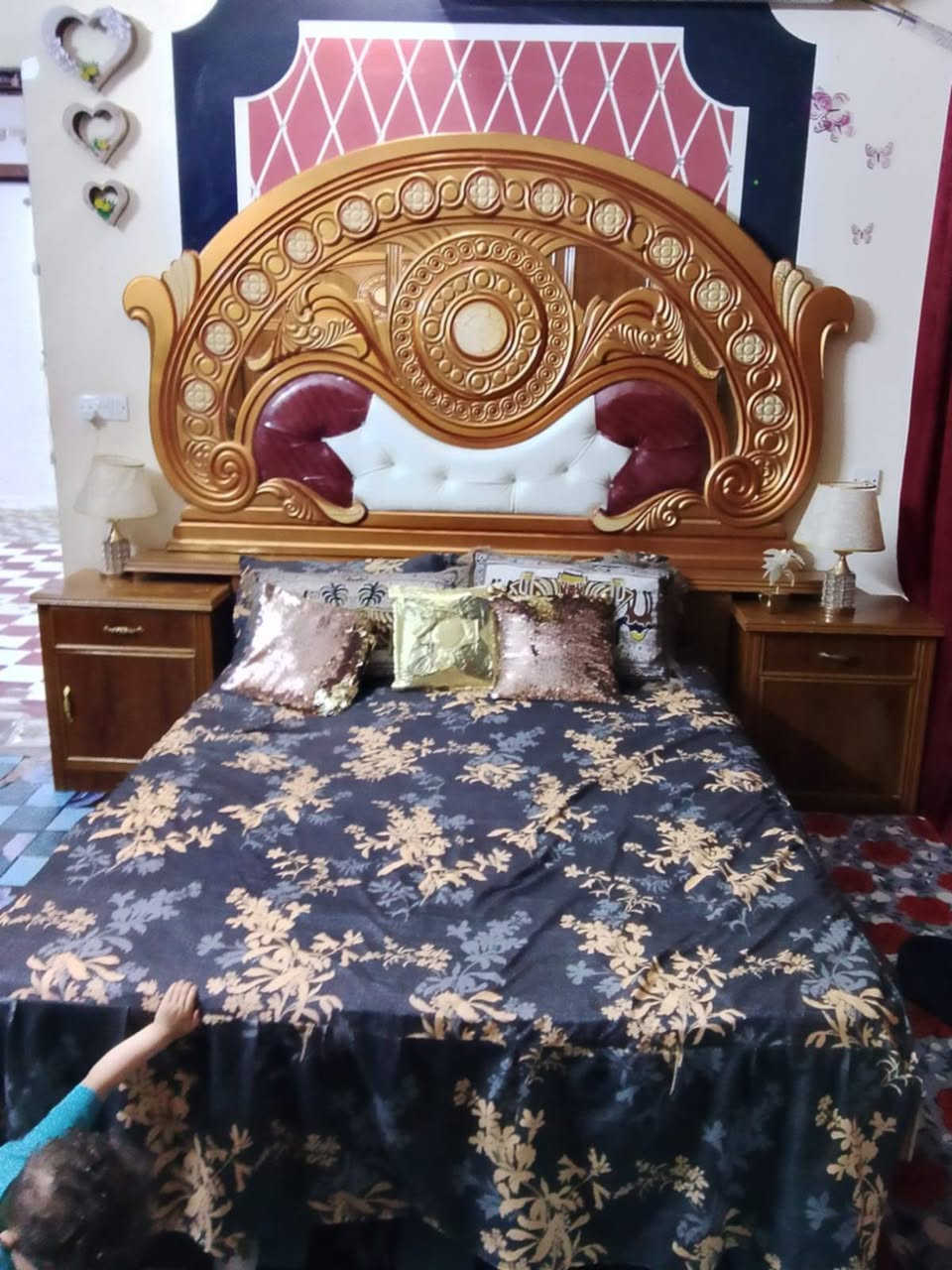 للبيع 
غرفه نوم سوكي سعر ٨٠٠ 
الكنتور حطاطه سعر ٤٥٠ 
بوفيه حطاطه ١٠٠ 
وبيه مجال ع خاص 
المكان الفلوجه حي السكنيه
*********** بي اوتساب
*********** للإستفسار
