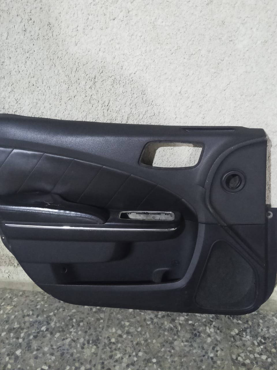 بطاين جارجر   سعر  80  الف   *********** مكاني بغداد
