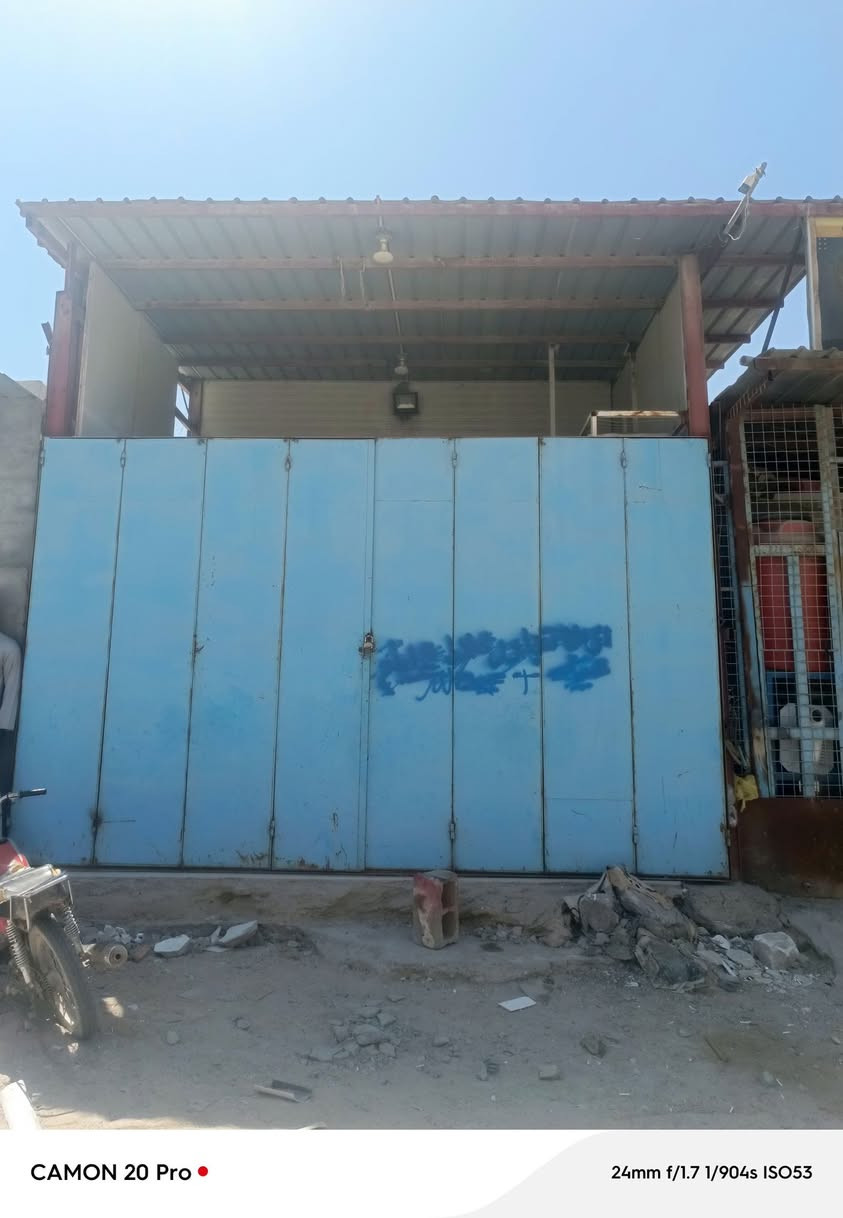 سلام عليكم محل للبيع يم شارع مجمع ابن حيان عرض محل 5 طول 30 الستفسار ***********

