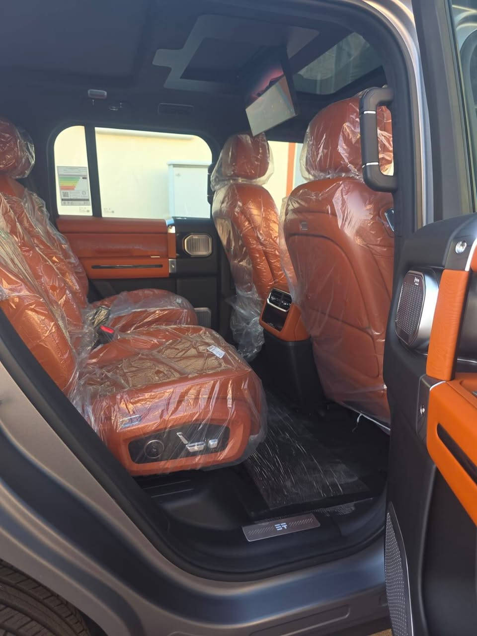 جيتور G700 primer اعلى فئه اعلى مواصفات (المواصفات متوفره بصفحه جيتور الرسميه لفئه primer) بلون رمادي مات (طافي) السياره صفر كيلو متر رقم مؤقت 
السعر 78 مليون وبيها مجال بسيط

للاستفسار الاتصال على الرقم 
0777 089 5950
