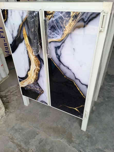 السلام عليكـــم الحمدلله تم وصول وجبه جديده من الكاونترات  والجزامات من جميع القياسات ويوجد لدينا شغل حسب الطلب الون  والمرمر التريده وشغل درجة اولى من ناحيه المتانه وتفصال والسعار مناسبه جدا وجوه سعر السوك 
🚩 العنوان: جلولاء مجاور مجمع ستار الحربي الجديد
✅والرقم الواتساب: ***********
