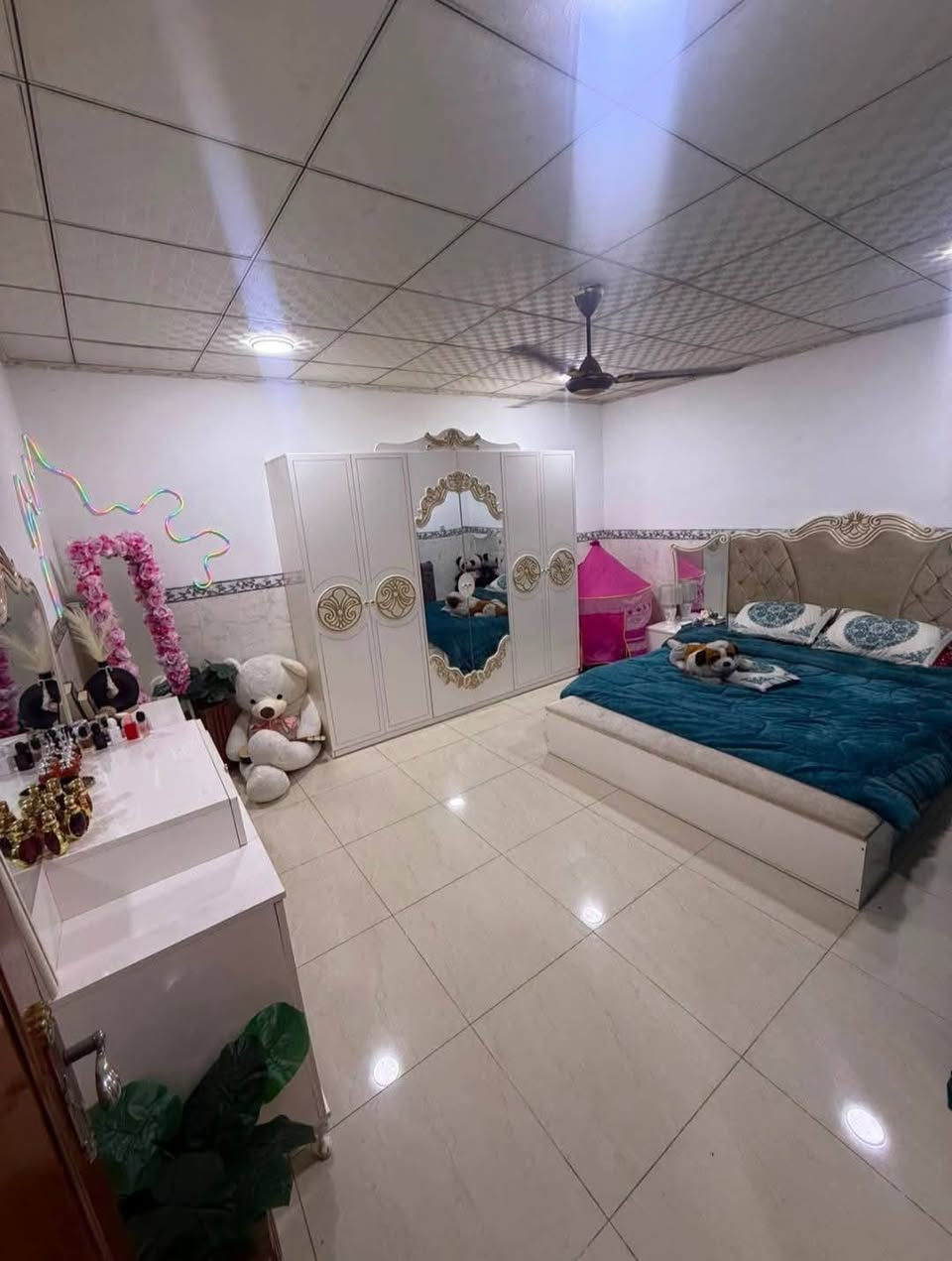 🏡الدار للبيـــع 🏡🏡الدار للبيـــع 🏡

🌎حي الاربچية 🌎
قرب افران دار السلام
سايدين النعيمي 🤗

#المساحـــة👈 325 😍

#الواجهة👈 12 🤗

⭕بناء قديم. محدث 🏗️

⭕تبليط عريض ⭕

⚡كارت بلديــة  ⚡⚡

يتكون من

كراج  سيارة
استقبال
ومطبخ 
وغرف نوم 3 😍
وهول
وصحيات داخلي وخارجي

🔥🔥السعر 210 مليون فقط 😱😍 وقابل للتفاوض 🔥🔥

للمزيد من المعلومات يرجى الاتصال على الأرقام الاتية

***********
***********

لعرض عقاركم يرجى الاتصال على الأرقام المذكورة موصل, نينوى
