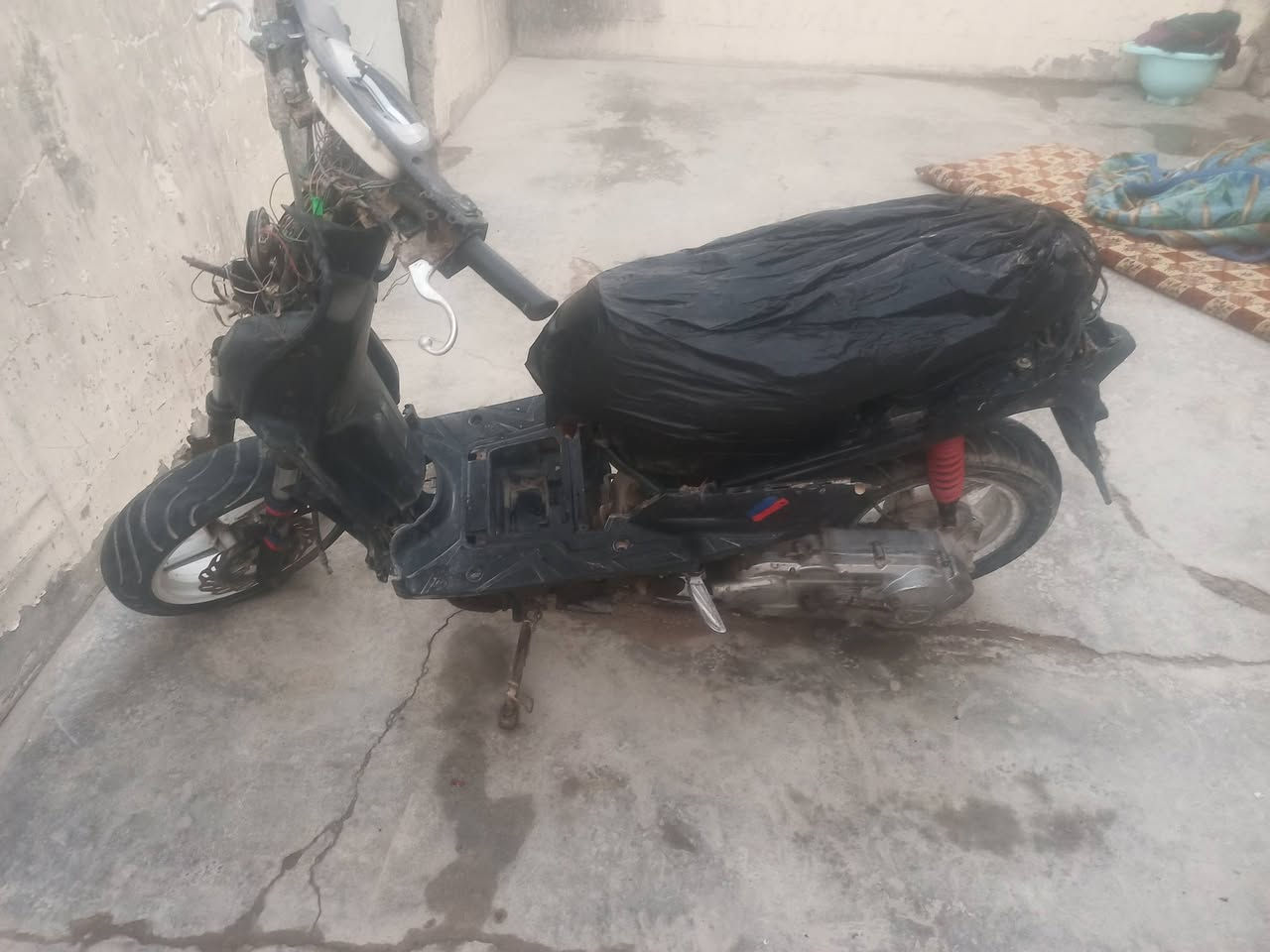 دراجه 150 بس والله ما اعرف شنو نوع الدراجه هاي ما اعرف اسمها المكان فلوجه معمل الطحين


**إذا كنت صاحب هذا الإعلان وتريد حذفه لأي سبب، رجاءا أرسل رسالة إلى الدعم الفني**