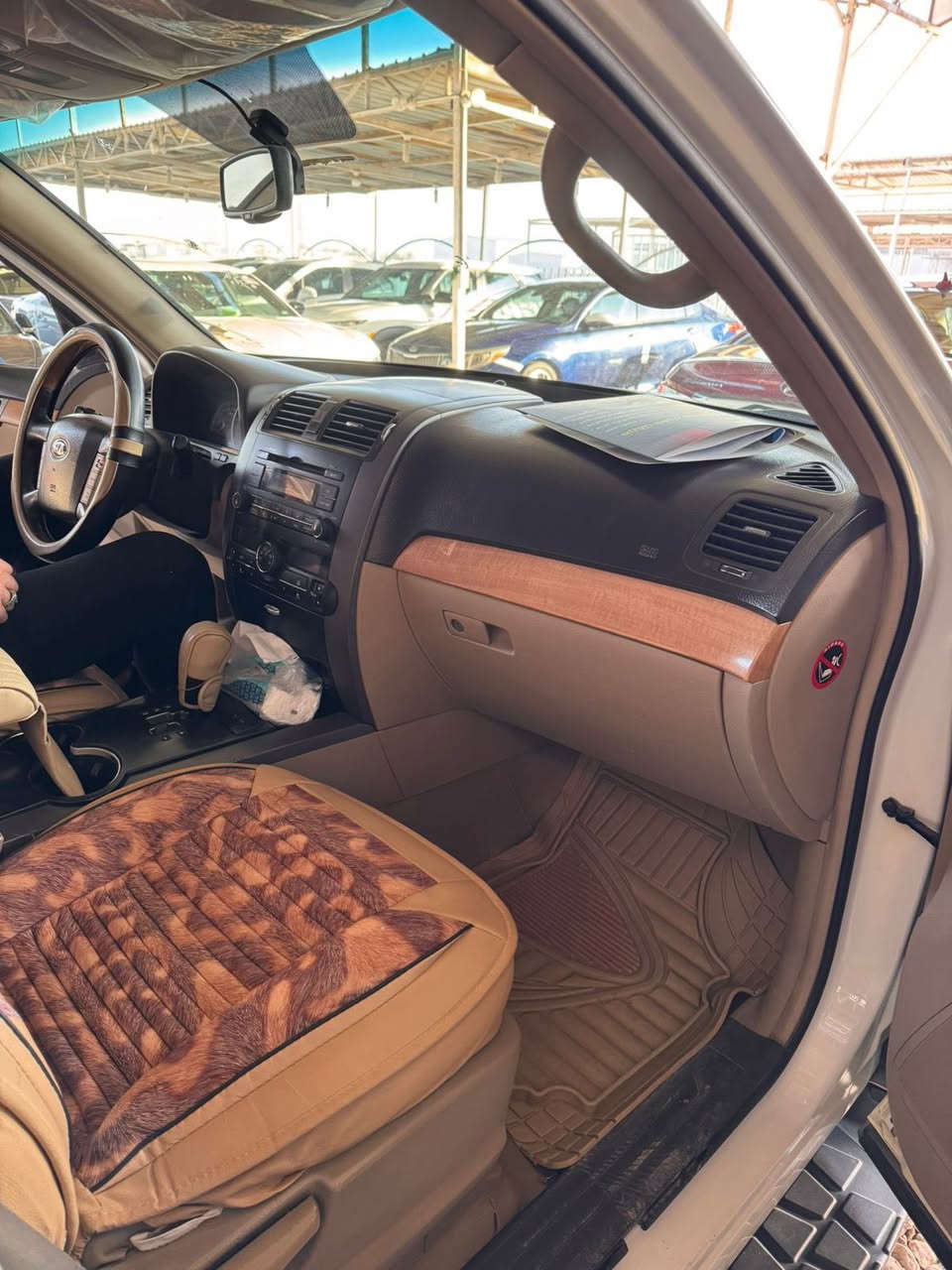 سلام عليكم موهافي موديل 15
خليجي سياره فول مواصفات

7 واكب تبريد 3 قطع

فتحه 

كراسي كهربائية 

تحكمات مقود 

ماشيه 117 كيلو 

مكانه بالحله كفاله من صبغ

بيه بارد بسيط بمكانات مابينه

محرك فقط مبدل رواجز 

سعره 165 وبيه مجال لشراي

واتساب ***********

اتصال***********
