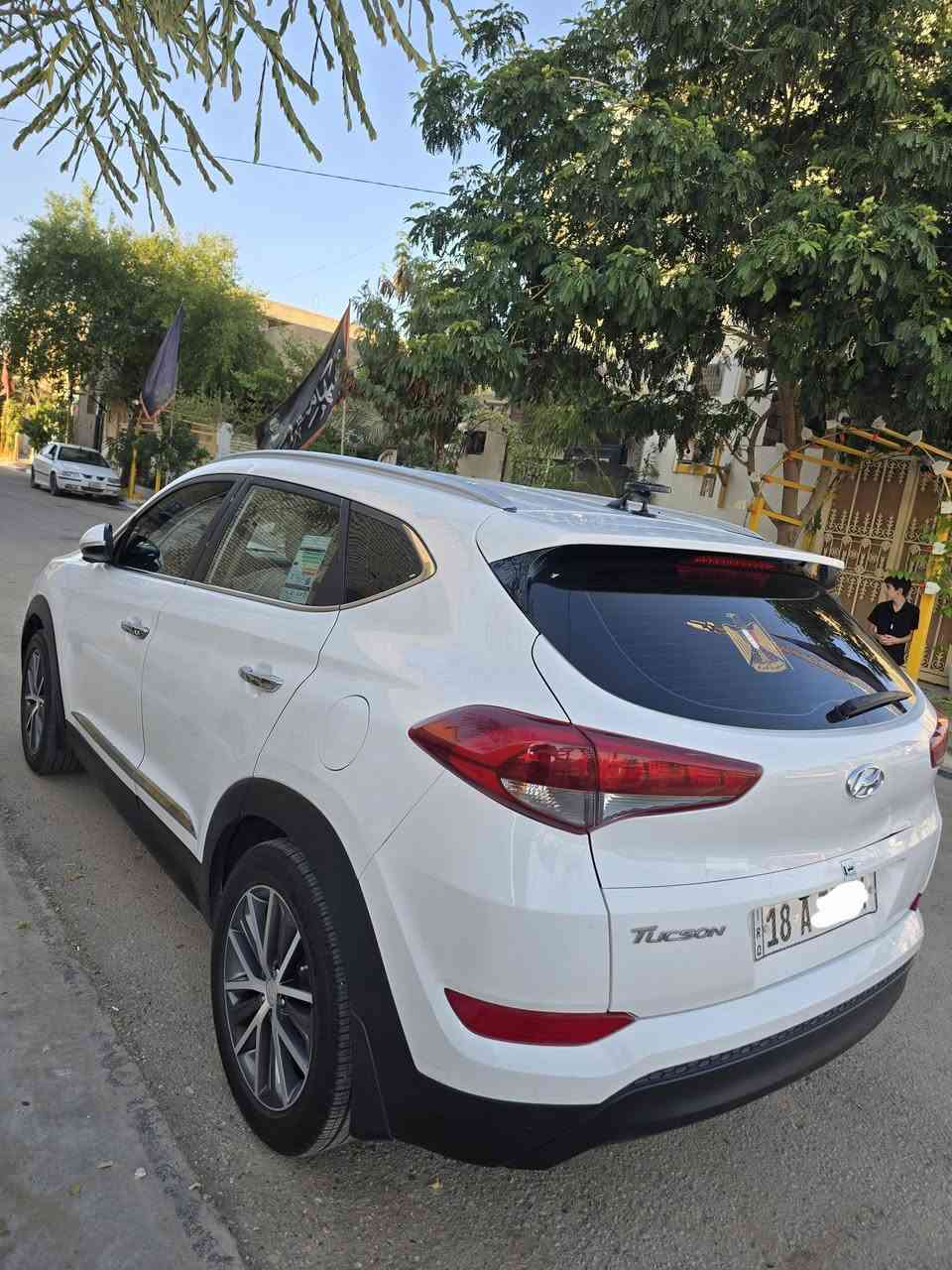 توسان 2017 خليجي للبيع او مرواس مكفوله ضربه وصبغ ماعده ملاحضات جدآ بسيطه
مكينه 2000 دوش مكفوله 
حداديه جديده تخم تاير جديد
تحكم ستيرن جهتين تبريد ثلج قطعتين
لايت زنون اصلي لد نهاري سياره مال بيت كلش نضيفه احله من الصور رقم بابل بسمي مداور ثان يوم
السعر 165 وبيه مجال بسيط 
***********
العنوان كربلاء
