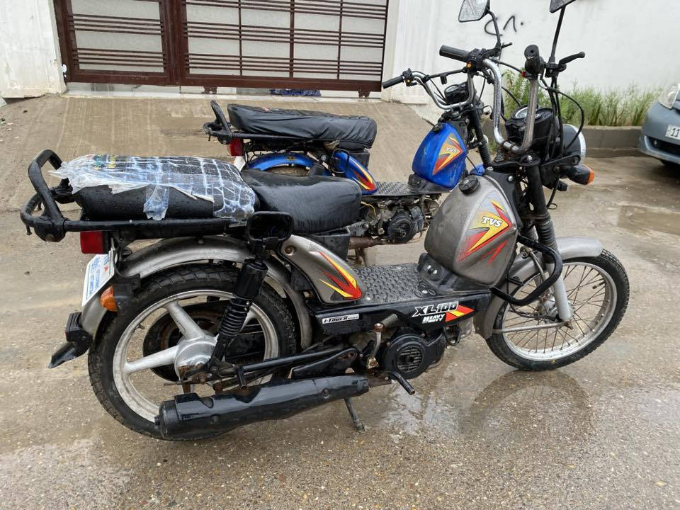 السلام عليكم دراجة للبيع tvsهندي دراجات نضيفة محركهن خير من الله دراجة لون رصاصي ٦٠٠وبيهة مجال ودراجة الازرك ب٤٥٠ وبيهة مجال دراجة لون الازرك نقص بيهة كفرات وغطاء صالنصة الاستفسار ع خاص او ع رقم 

*********** 
***********
العنوان 
ديالى الخالص ناحية جديدة الشط منطقة القصيرين  اذا ثنيهن ب٩٠٠ بيهن مجال
