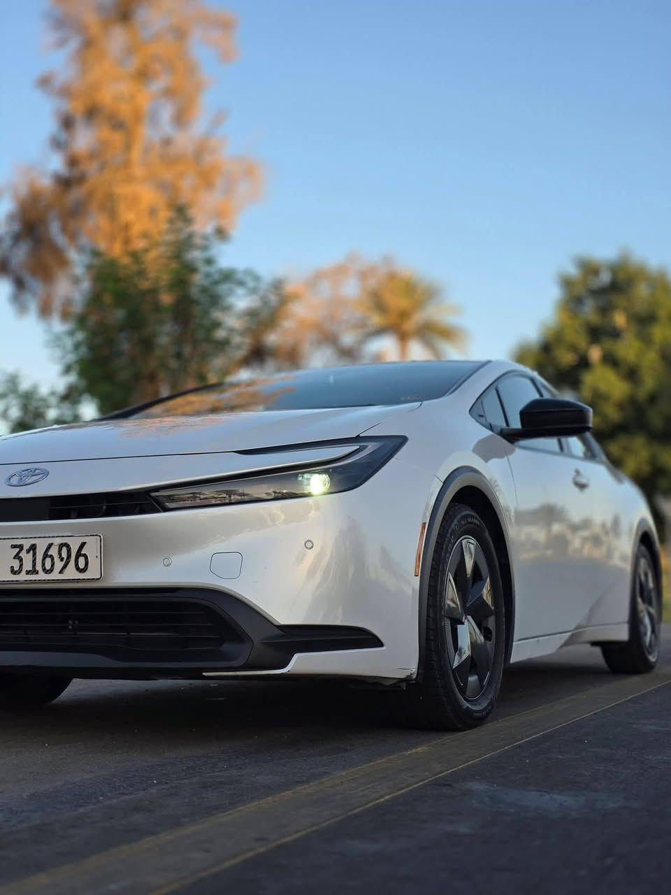 سلام عليكم
تيوتا بريوس 2023 للبيع 
حادث باب خلف السائق والجاملغ صبغ
سيارة جاهزة وبأسمي سنوية السعر 173
للأتصال ***********
