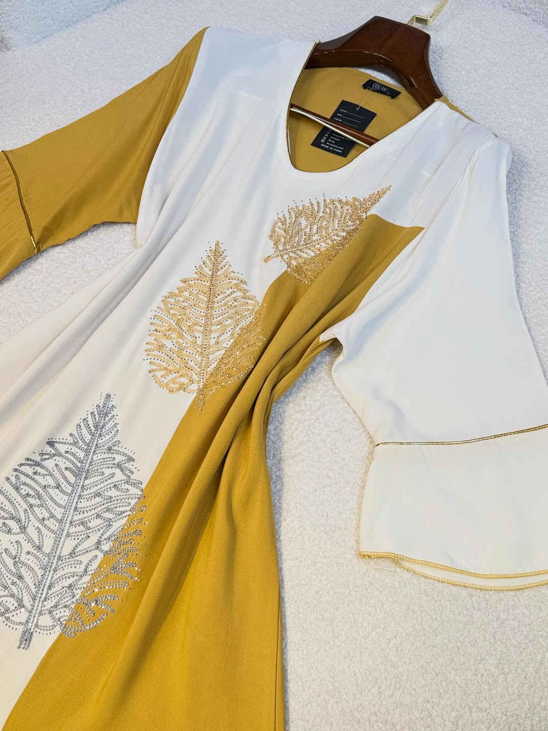 الــسعر8000الــف♥️✨
القياسات(L,xl,2x)

للحجز و الاستفسار التواصل على الأرقام واتس اب 

***********
***********
***********
***********

توصيل بغداد  5000
توصيل محافظات  5000
