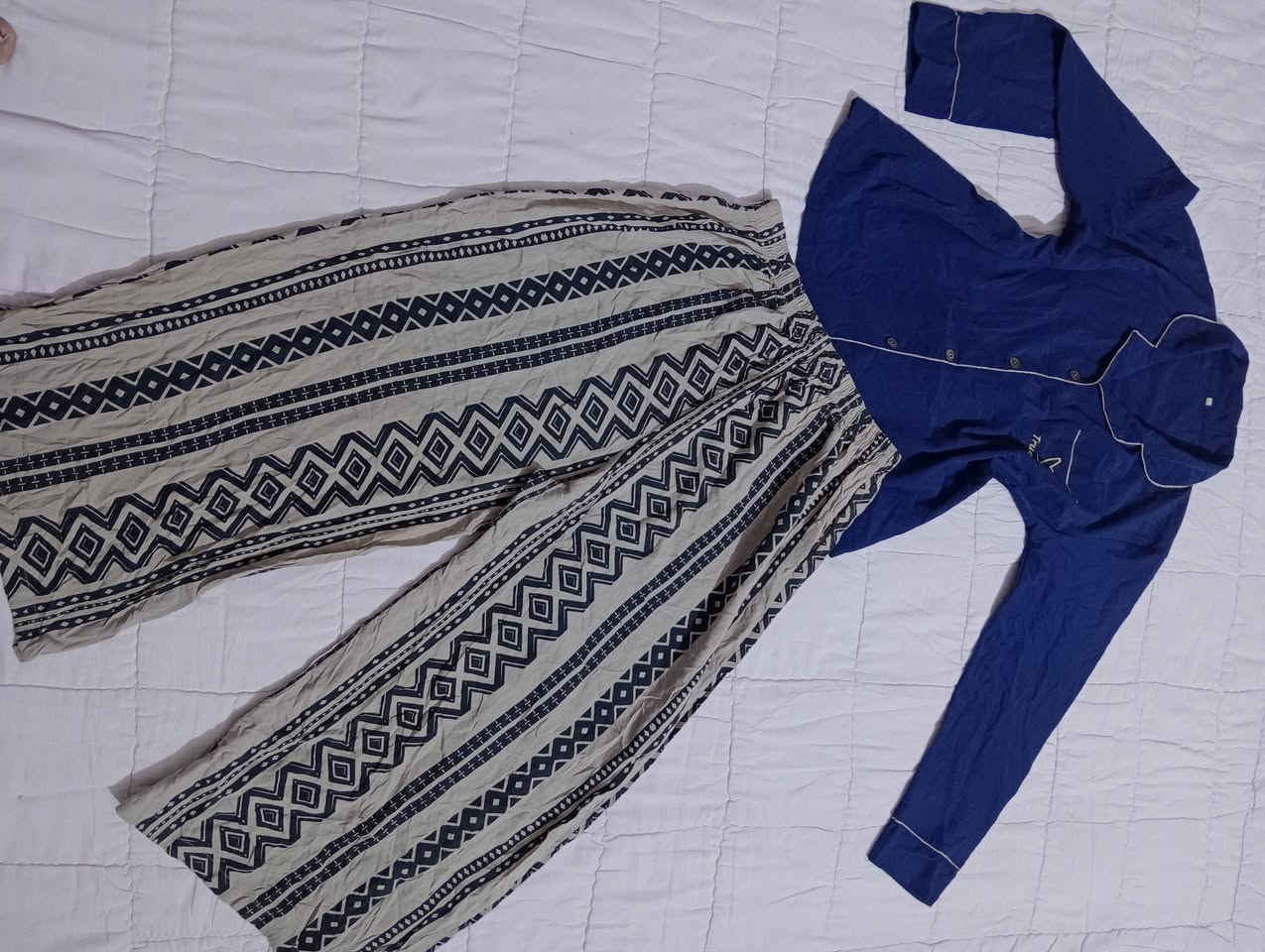 دشداشه كشمير سعر 4سوت سعر 3حجز خاص


**إذا كنت صاحب هذا الإعلان وتريد حذفه لأي سبب، رجاءا أرسل رسالة إلى الدعم الفني**