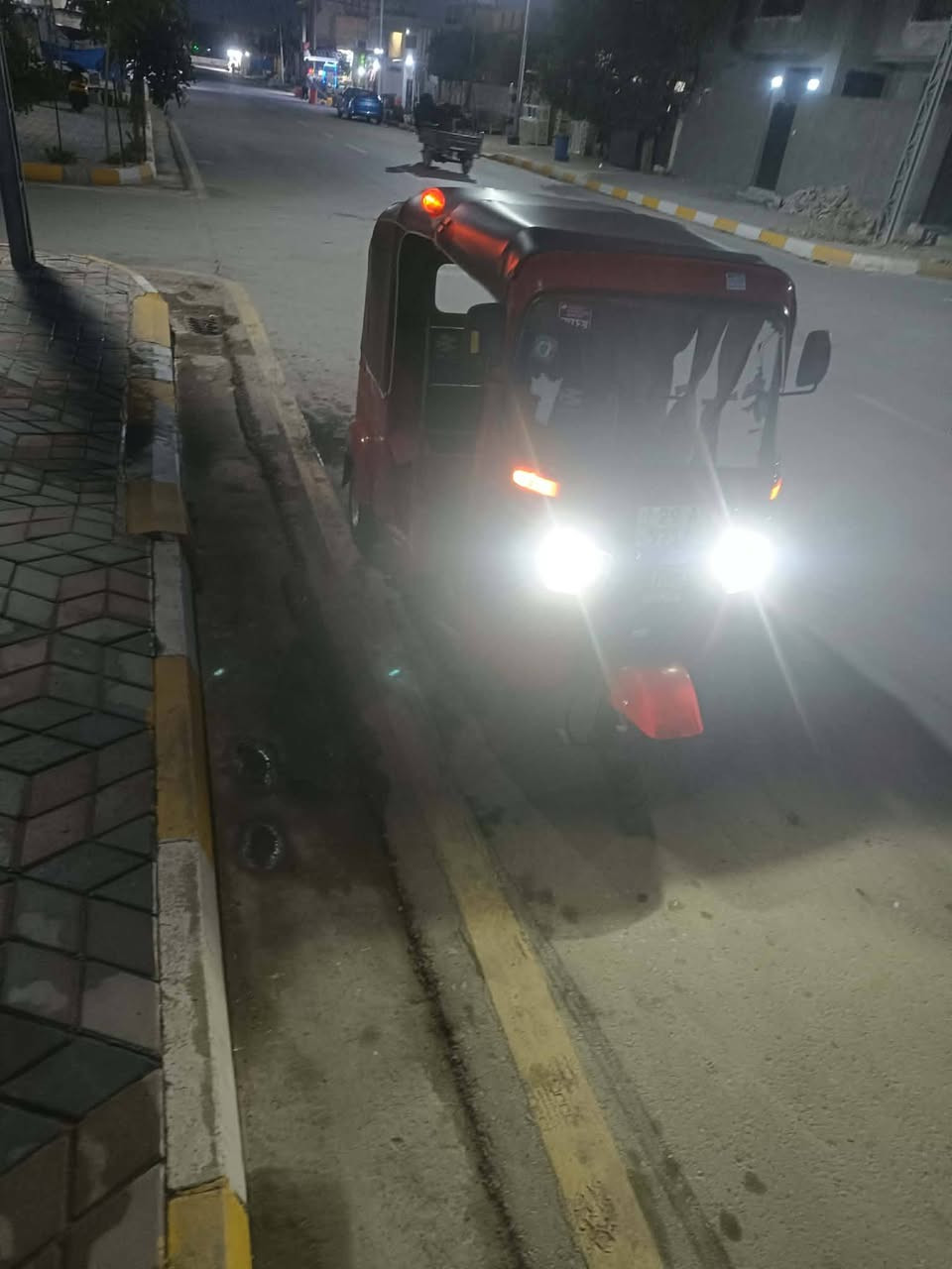 سلام عليكم تكتك باجاج موديل ١٨ رقم نكليزي وسنويه تكتك كهربائيات شغاله ماشه جديدة دوشمه جديدة كبل للشارع 
لا تنقيص ولا تبخير  السعر ٤و٧٠٠ وبيها مجال  مكاني كوت السفه 
رجأن الي مو شراي لا يتعبني 
مكلف بنشر هذا رقم راعيهة
***********
