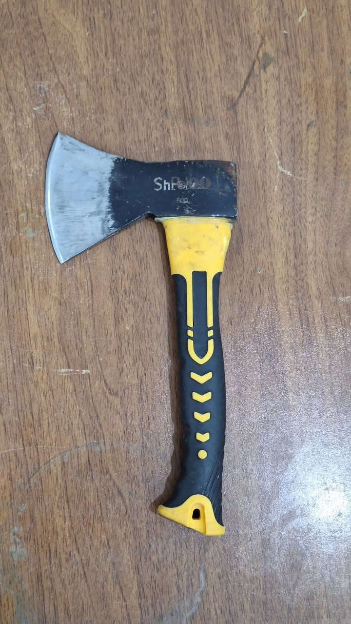 فأس قبضه ربل نص كيلو ثقيل حاد سعر ٨ الاف


**إذا كنت صاحب هذا الإعلان وتريد حذفه لأي سبب، رجاءا أرسل رسالة إلى الدعم الفني**