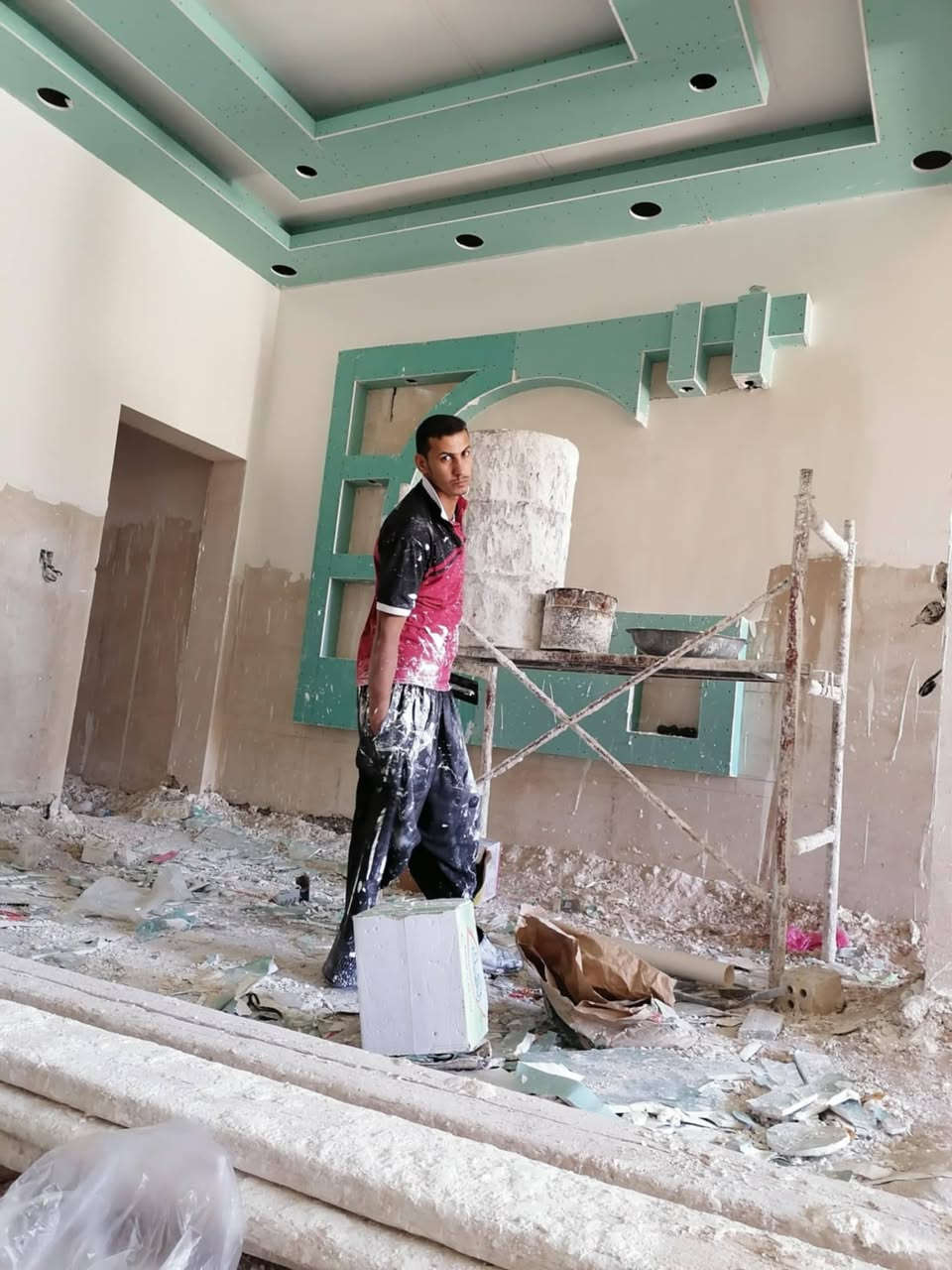 سلام عليكم خلفه لبخ جص سمنت بورك متفرغ حالين /***********/كربلاء/
