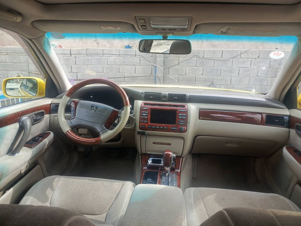 سلام عليكم ملكه رقم صلاح الدين فول واحد على واحد گصه قماره مصفره هيئه وغرامات خطهه كربلاء بغداد مكينه فيفيتي تلث الاف منضومة غاز لايتات كرستال امامي وخلفي مكاني كربلاء السعر 75وبيها مجال ***********
