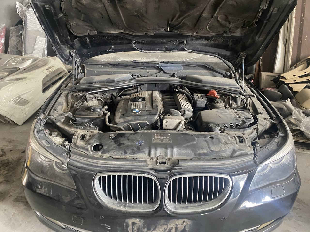 كصات بي كاملة هية و4 بوب والهاوزن الخلفي  واكو هواي غراض بعد للاستفسار الاتصال.
***********
