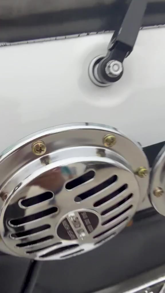 سلام شباب تكتك موديل 2021 شهر ال10
تكتك مصبوغه جماليه      مع تلگيط الخياس 
التكتك شوفت عينك     متعوب عليه 
أوراق أصولي  السعر المطلوب 6500 وبيه حك جيه بسيط
ما متواجد عل فيس 
فقط اتصال ***********    عنوان بابل المدحتية
