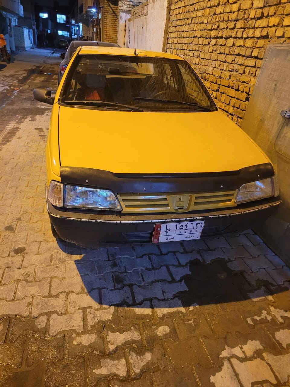 بيجو روى جاهزه من كلشي تبريد عل سويج ثلج كهريائيات كامله تايرات جدد محرك قبل سبوع شديته جديد اي تنقيص او صوت مابي راعيه بالمدينه بس شال وما اندل وين كعد اني ممدور عليه مامطلوبه اي شي اتكفل بالسرقه وعشائر وكلشي تريد  *********** بغداد مكان السياره
