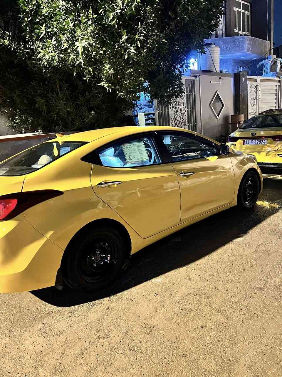 النترا 2016وارد امريكي ضررها چامرلغ خلفي السياره كامله على اخر حبايه حته منضومه جديده شادلها السعر ١٢٥$ممتواجد بس عل رقم مو شراي لتكسربحاجه غيرك ***********
