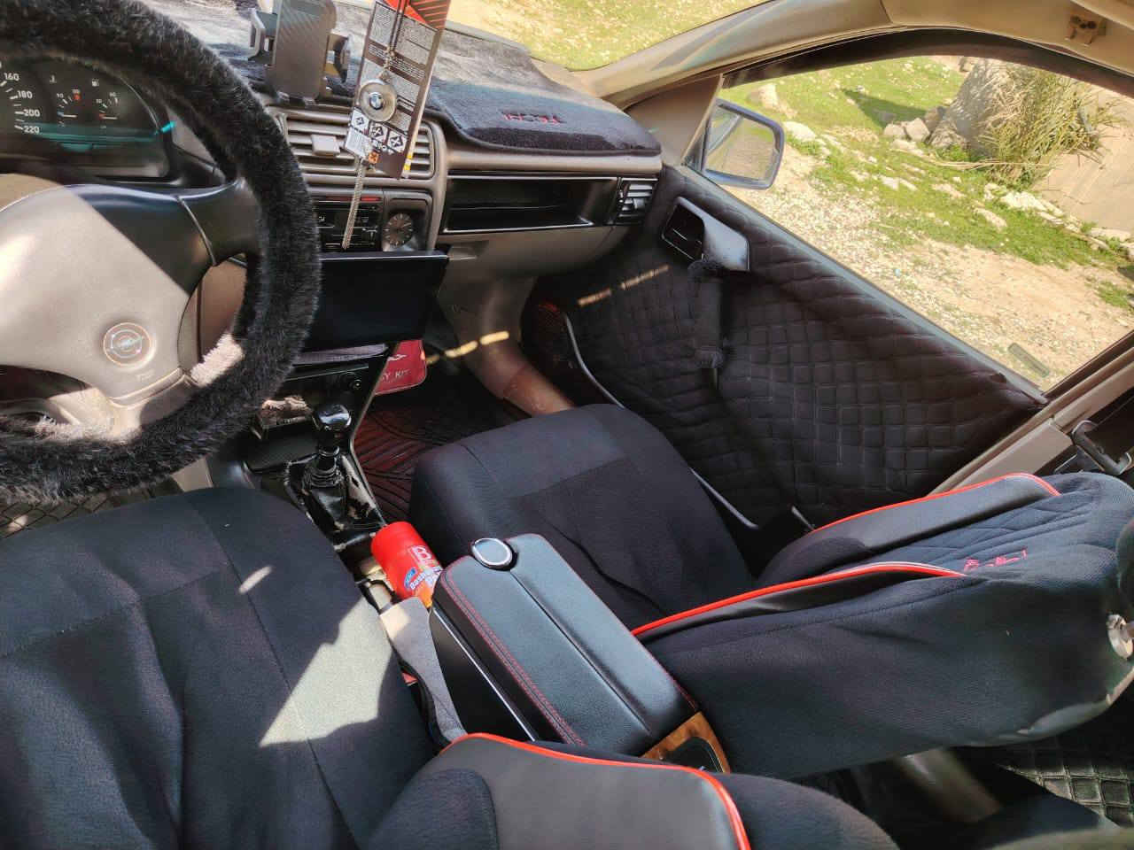 سلام عليكم
فكترا للبيع
صبغ جماليه بدون اي ضربه 
موديل 1992
جامات كهرب 
ابريك ABS
محرك 18مامفتوح
صدر تاير جديد  هزه جديده شرط التحويل 
السعر اتصل ع رقم ***********
