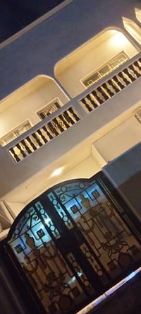 دار للبيع مساحة 144 قطاع 10 على شارع 60 مقابيل الاستدارة  الدار النضيف...