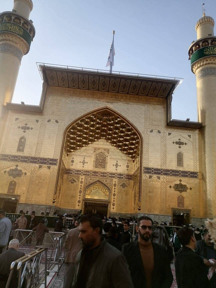 بسم الله الرحمن الرحيم يعلن جامع المرتضى عن بدأ حملة إلى الأمام علي بن أبي طالب ع ومسجد الكوفة يوم الثلاثاء القادم الساعة ١٢ ونص ضهرا للحجز والاستفسار يرجى الاتصال على الرقم *********** ومن الله التوفيق للجميع علماً أن سعر النفر 7000 دينار
